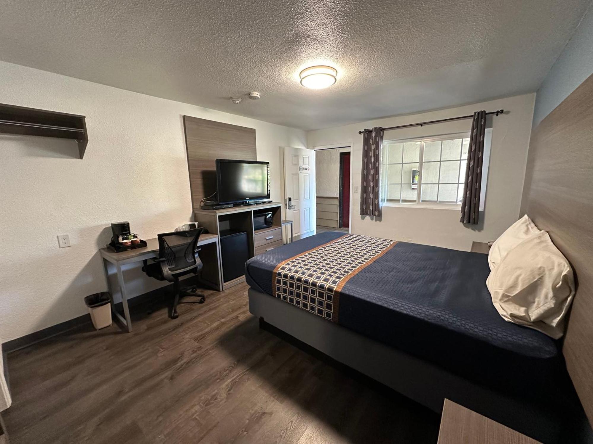 Sands Motel ลิเวอร์มอร์ ภายนอก รูปภาพ